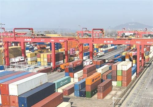 英科醫(yī)療假期不打烊，集裝箱出海搶單忙